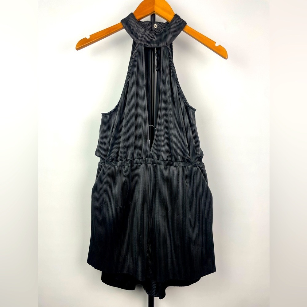 Rehab Black‎ Crinkle Halter Deep V-Neck Sleeveless Romper